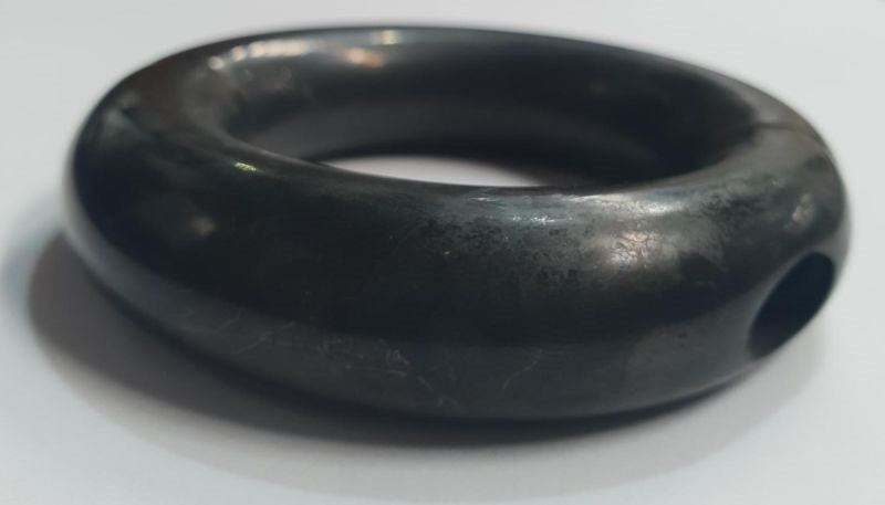 Oval Ball Stretcher Black Metal - - Cock Rings