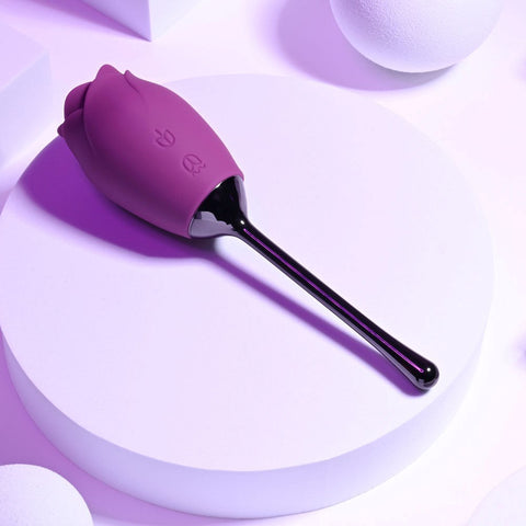 Playboy Pleasure PETAL Flicking Stimulator Clit Vibrator - Clit Ticklers and Pulsators