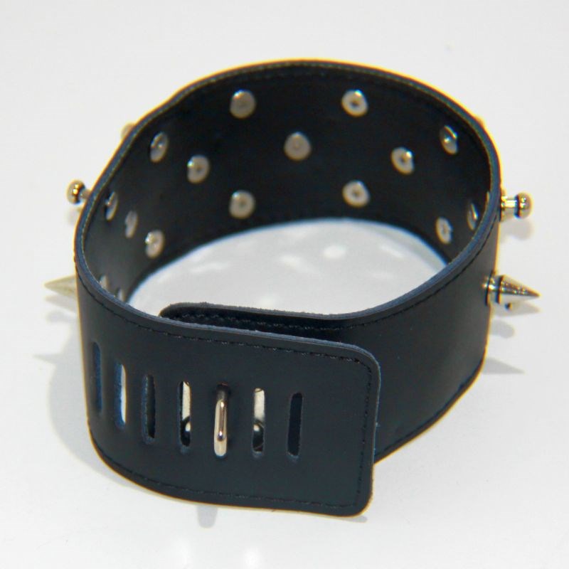 Rocky Studded & Spiked Collar Light - - Collars And Cuffs