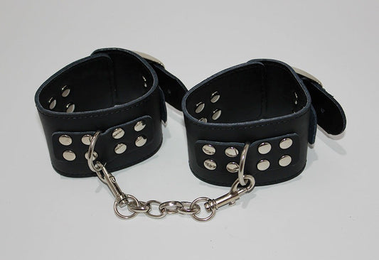 LeatherCreations Wrist Restraints with Adjustable Buckle
