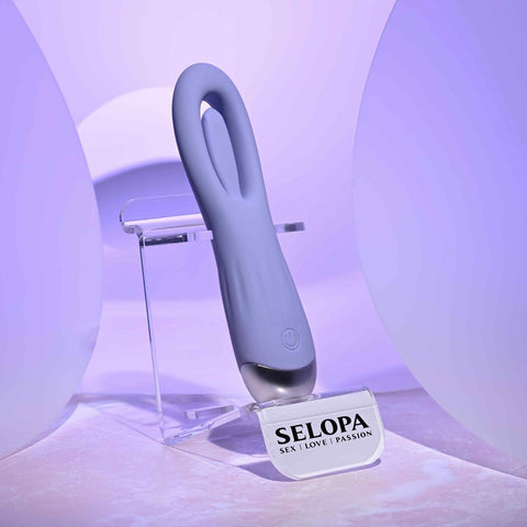 Selopa IN A FLAP Flicking Stimulator Clit Vibrator - Clit Ticklers and Pulsators