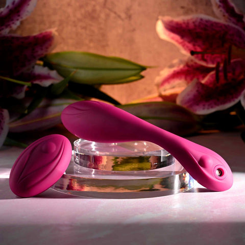 Evolved CHERRY POSE & Posable Vibrator - G-Spot Vibrators