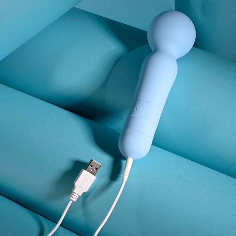 Evolved IRIS USB Rechargeable Massage Wand - Body Wands