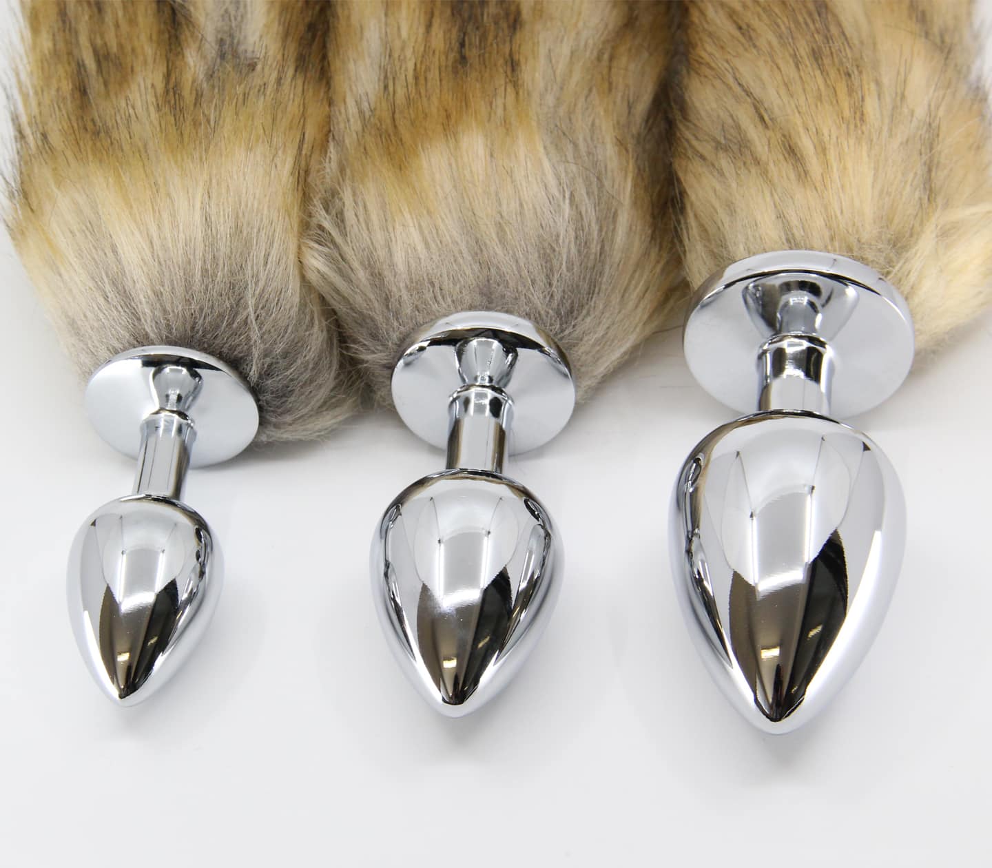 Love In Leather Fox Tail Aluminium Alloy Butt Plug Small - Butt Plugs